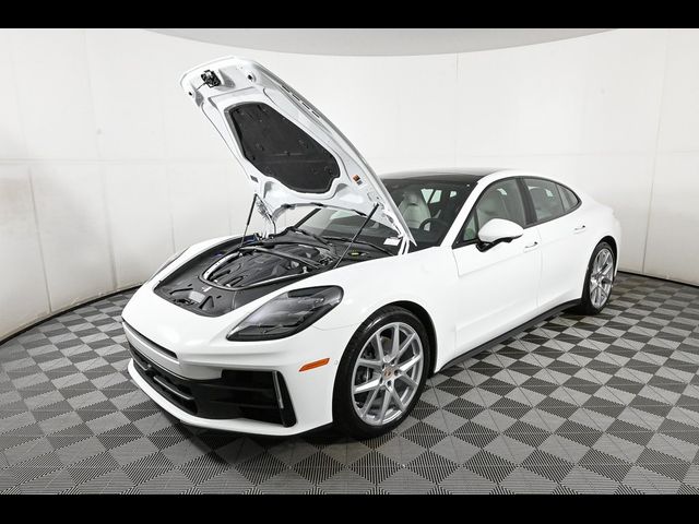 2025 Porsche Panamera Base