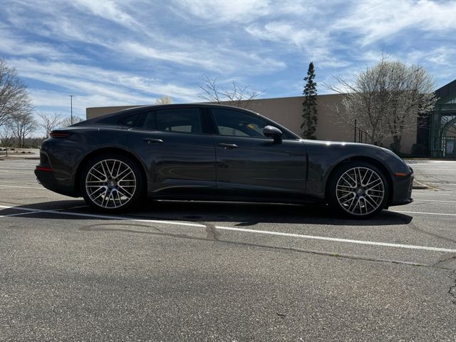 2025 Porsche Panamera E-Hybrid 4