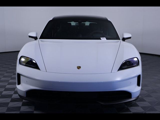 2025 Porsche Taycan 4