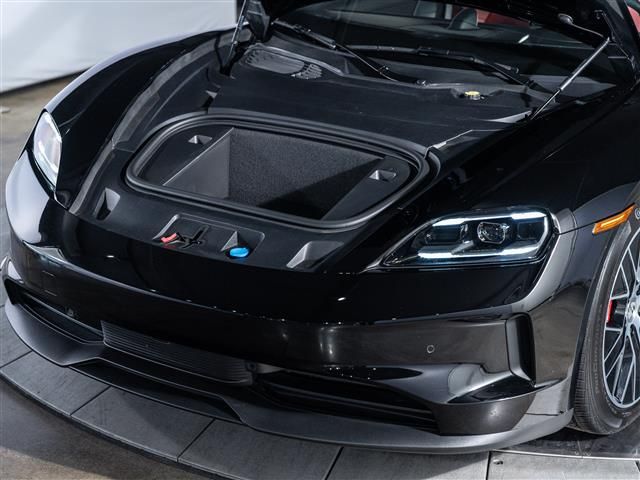 2025 Porsche Taycan 4S