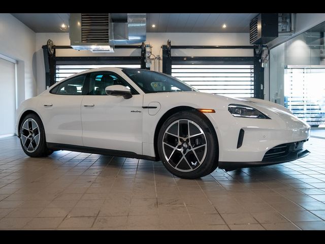 2025 Porsche Taycan 4