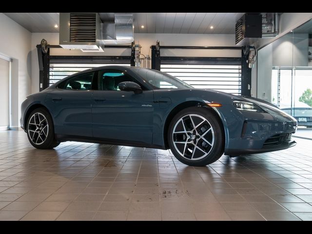 2025 Porsche Taycan 4