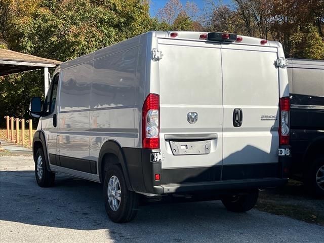 2025 Ram ProMaster Cargo Van SLT