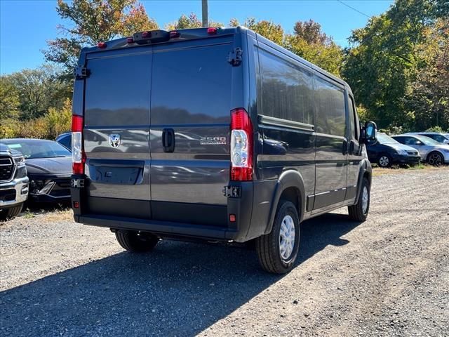 2025 Ram ProMaster Cargo Van SLT