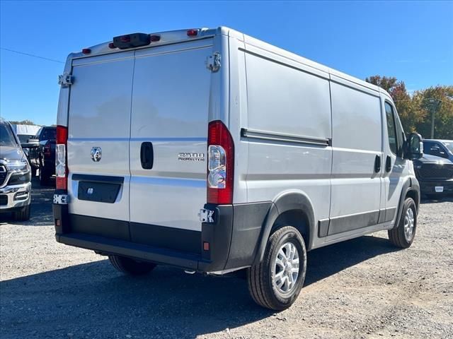 2025 Ram ProMaster Cargo Van SLT