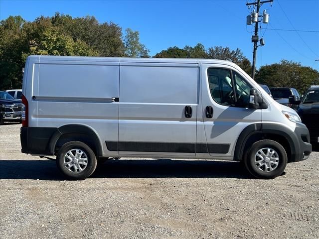 2025 Ram ProMaster Cargo Van SLT