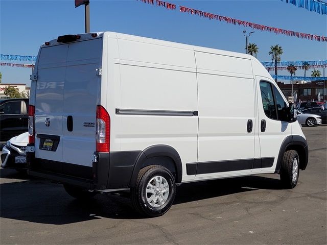 2025 Ram ProMaster Cargo Van SLT