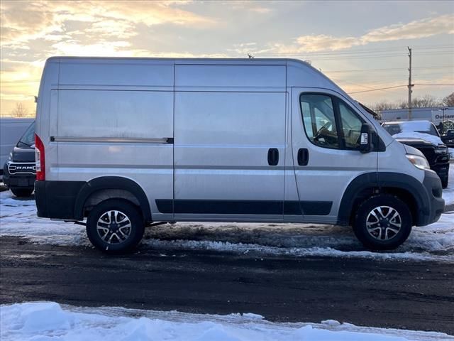 2025 Ram ProMaster Cargo Van SLT