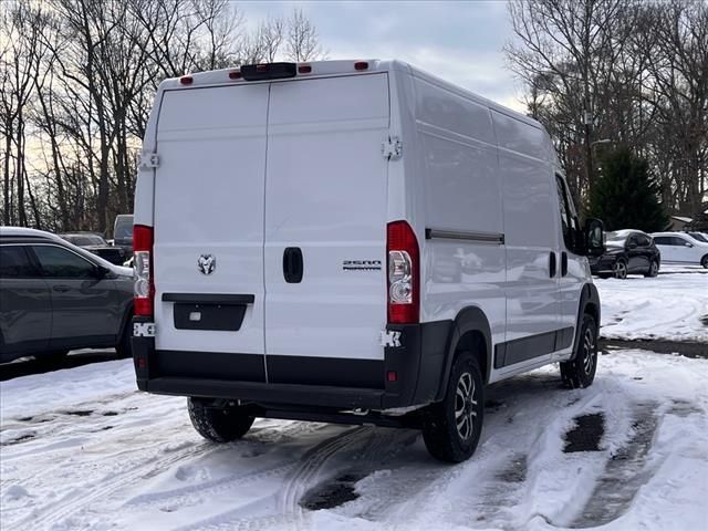 2025 Ram ProMaster Cargo Van SLT