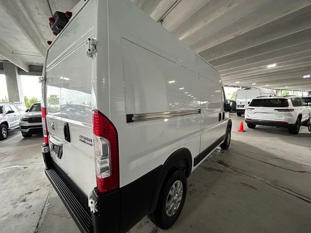 2025 Ram ProMaster Cargo Van SLT