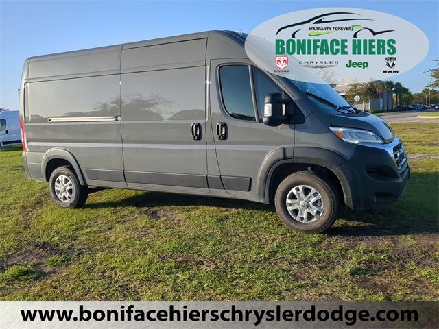 2025 Ram ProMaster Cargo Van SLT