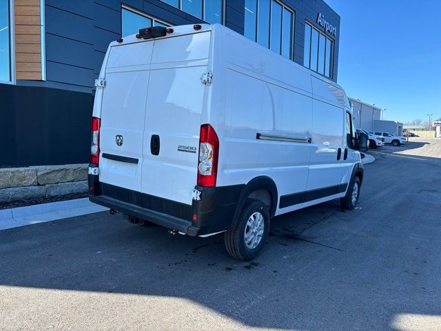 2025 Ram ProMaster Cargo Van SLT