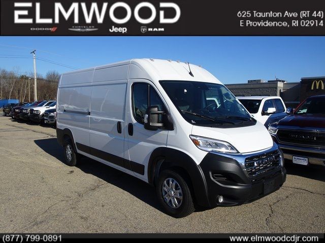 2025 Ram ProMaster Cargo Van SLT