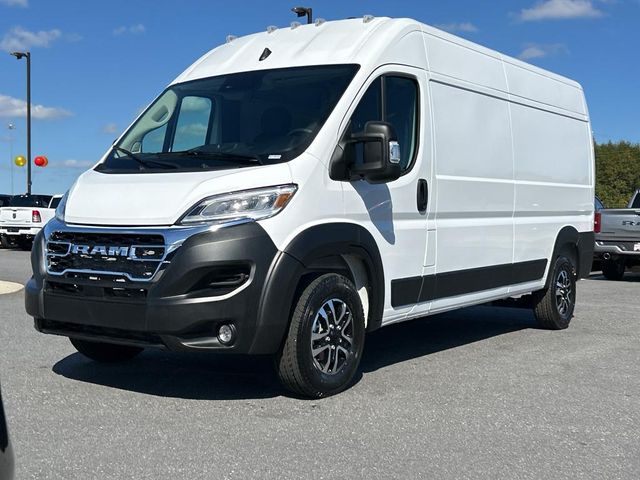 2025 Ram ProMaster Cargo Van SLT