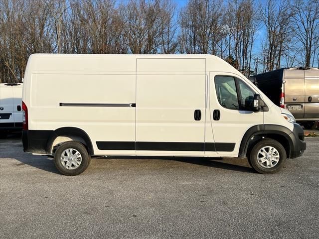 2025 Ram ProMaster Cargo Van SLT