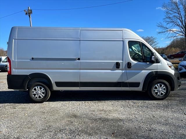 2025 Ram ProMaster Cargo Van SLT