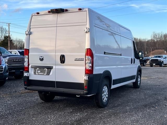 2025 Ram ProMaster Cargo Van SLT