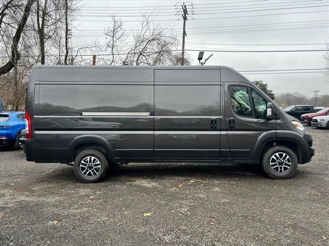 2025 Ram ProMaster Cargo Van SLT