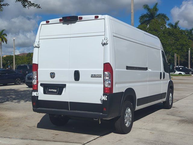 2025 Ram ProMaster Cargo Van SLT+