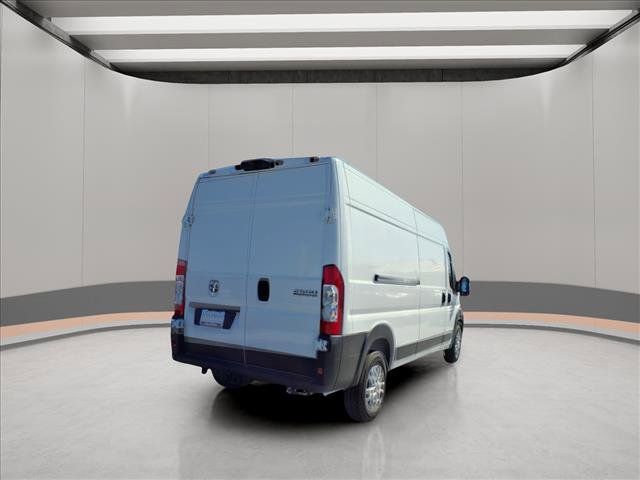 2025 Ram ProMaster Cargo Van SLT