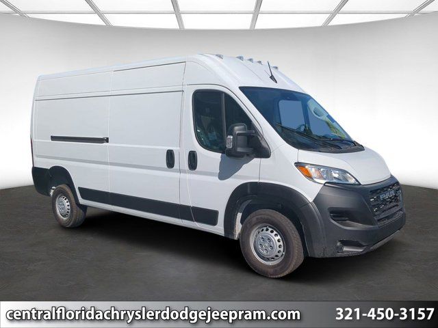 2025 Ram ProMaster Cargo Van SLT