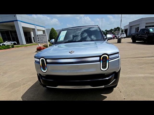 2025 Rivian R1S Adventure