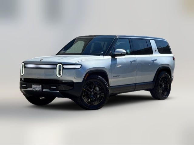 2025 Rivian R1S Adventure