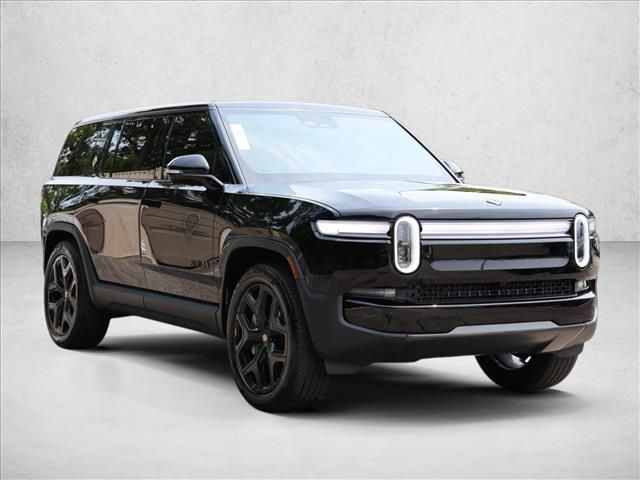 2025 Rivian R1S Adventure