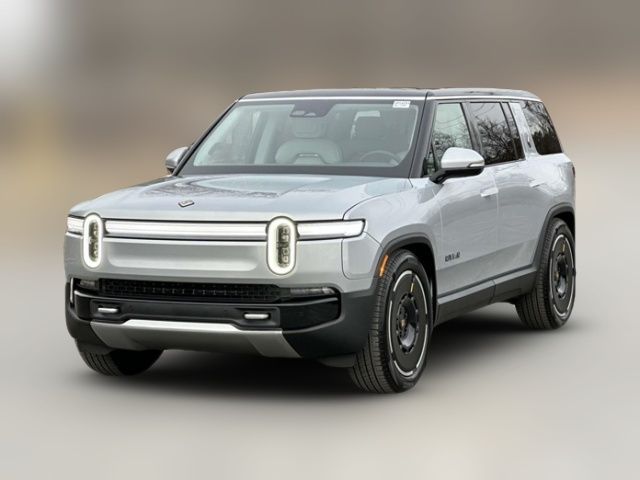 2025 Rivian R1S Adventure