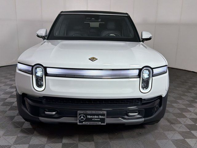 2025 Rivian R1S Adventure