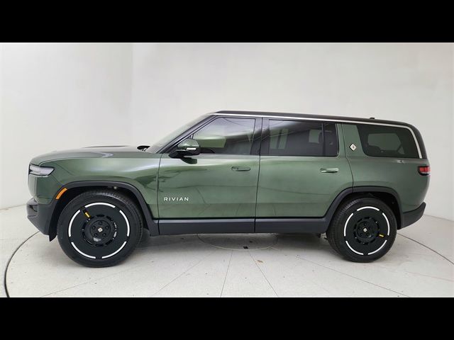 2025 Rivian R1S Adventure