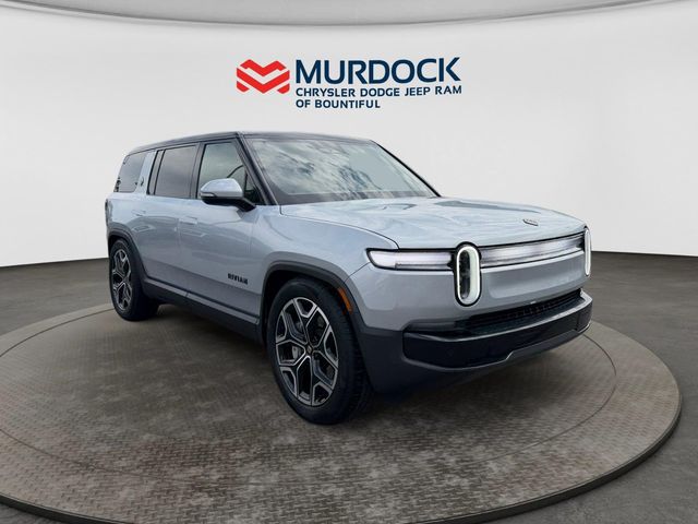 2025 Rivian R1S Adventure