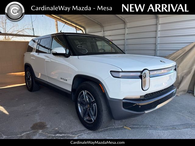 2025 Rivian R1S Adventure