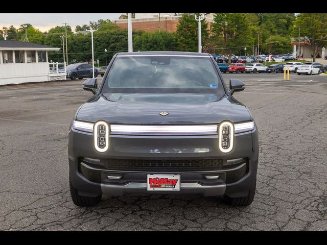 2025 Rivian R1S Adventure