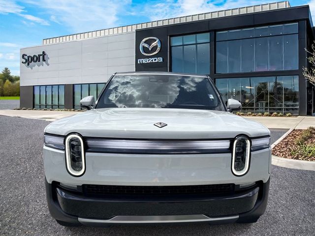 2025 Rivian R1S Adventure