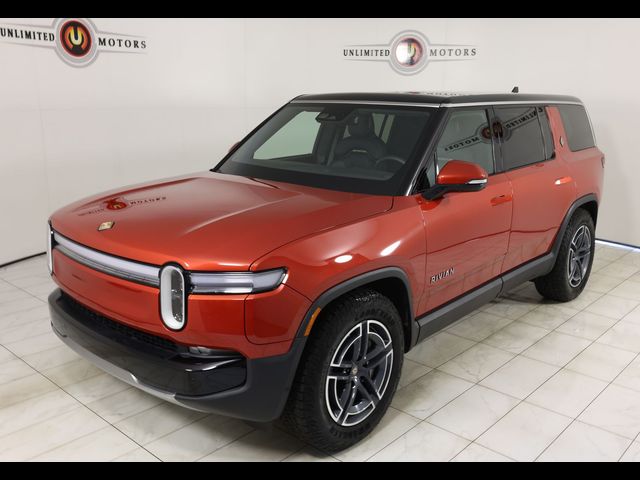 2025 Rivian R1S Adventure