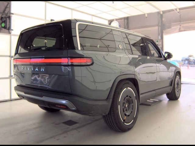 2025 Rivian R1S Adventure