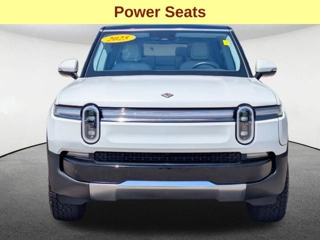 2025 Rivian R1S Adventure