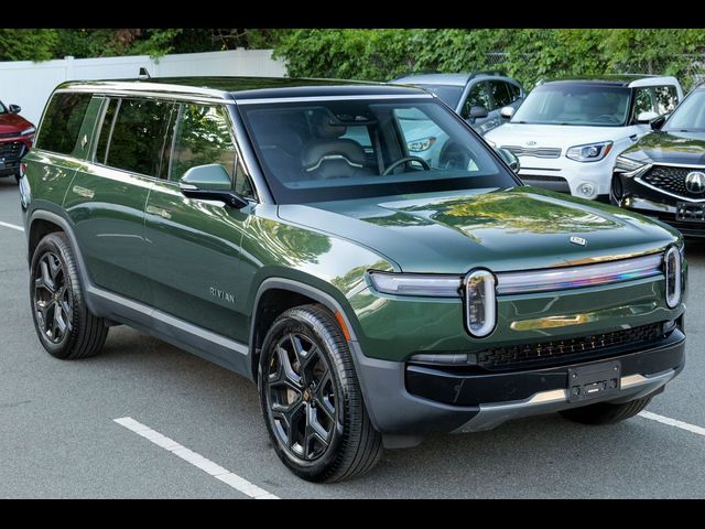 2025 Rivian R1S Adventure