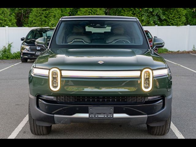 2025 Rivian R1S Adventure