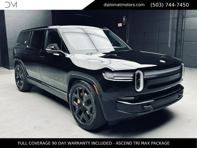 2025 Rivian R1S Ascend