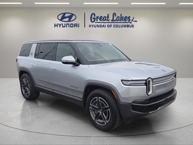 2025 Rivian R1S Adventure