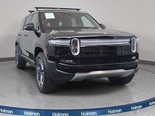 2025 Rivian R1S Adventure