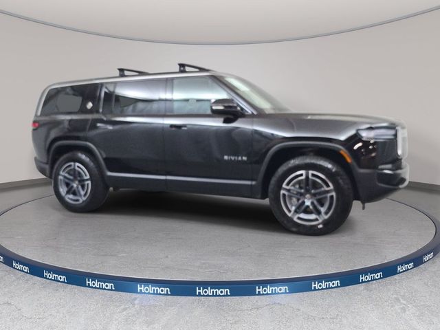 2025 Rivian R1S Adventure