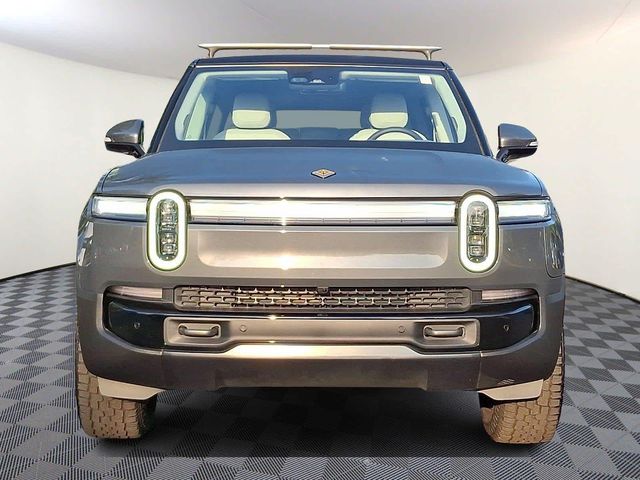 2025 Rivian R1S Premium