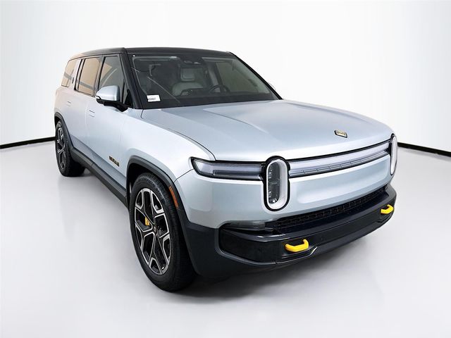 2025 Rivian R1S Premium