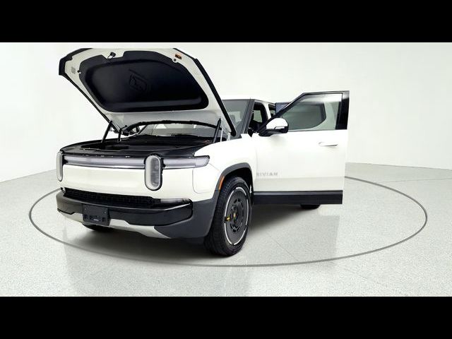 2025 Rivian R1T Adventure