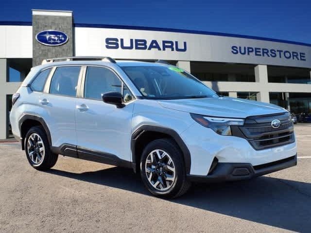 2025 Subaru Forester Base