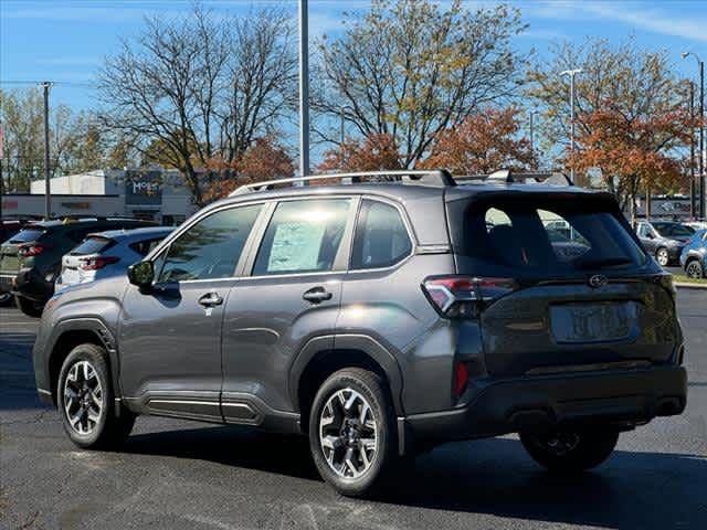 2025 Subaru Forester Base