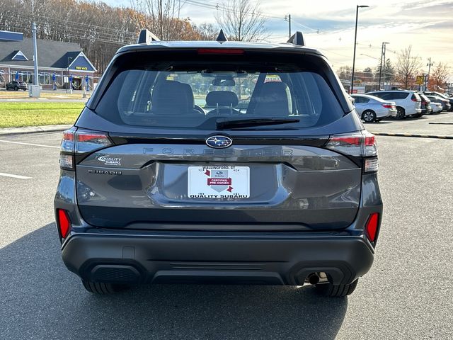 2025 Subaru Forester Base